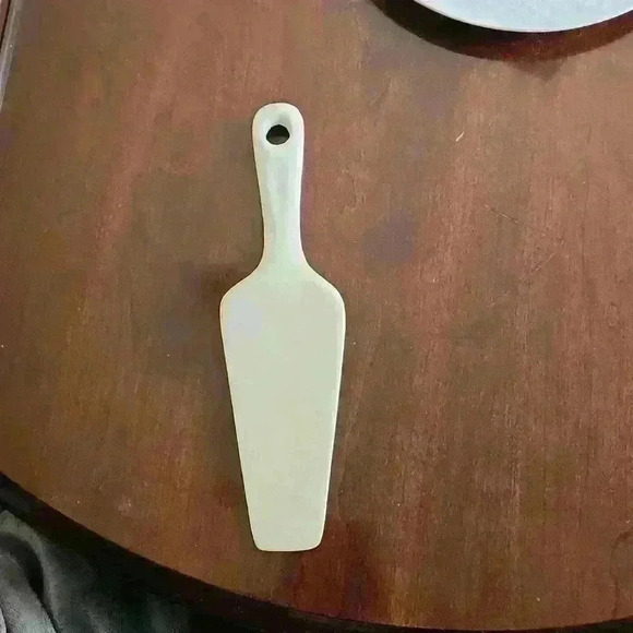 Vintage Cake  Server with flowers - Picture 3 of 4